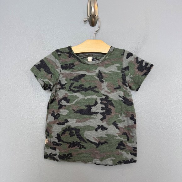 Childhoods Clothing Other - CHILDHOODS CLOTHING short sleeve camo t shirt size 3T
